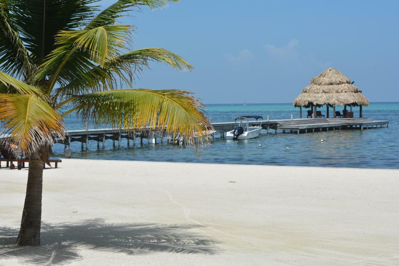 Xanadu Island Resort San Pedro  Exterior photo